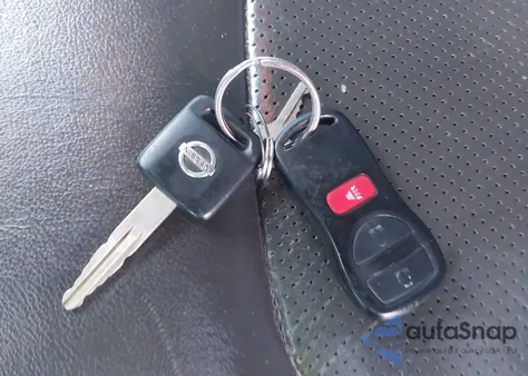 2011 Nissan Frontier Pro-4X z USA, uszkodzony, nr VIN 1N6AD0EV7BC424321